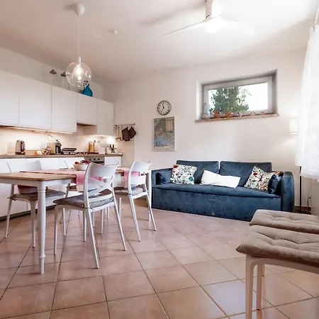 Lägenhet La Balena Rosa *